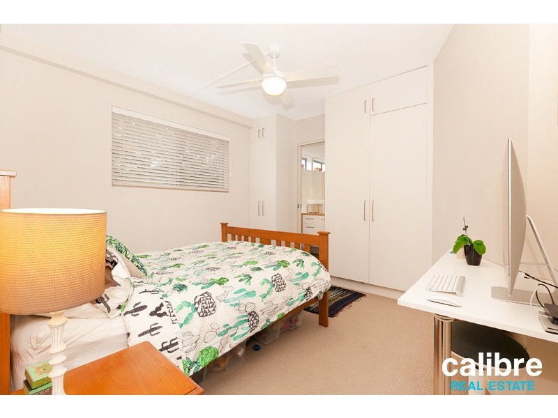 4/1 Jacaranda Lane, Red Hill QLD 4059