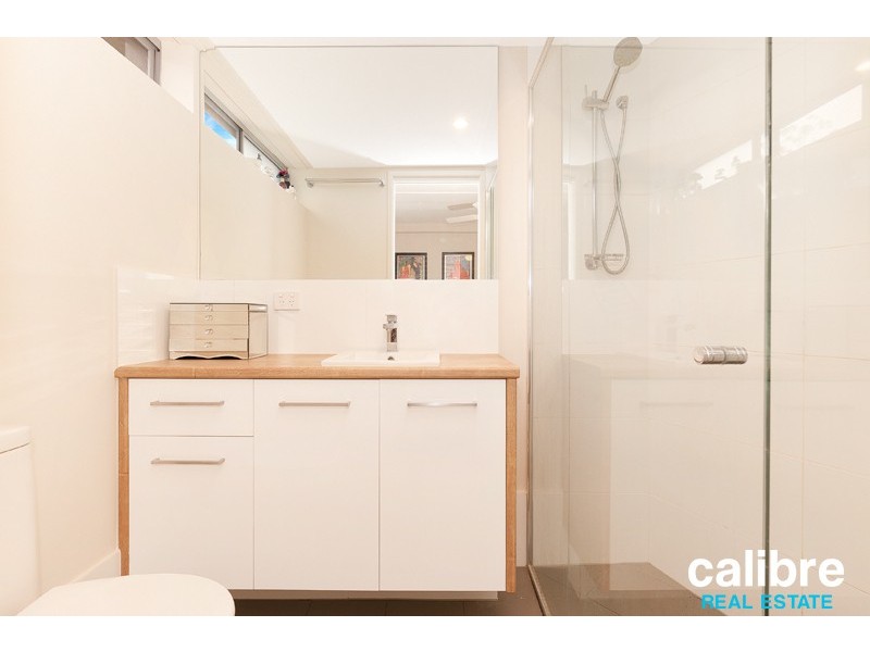 4/1 Jacaranda Lane, Red Hill QLD 4059
