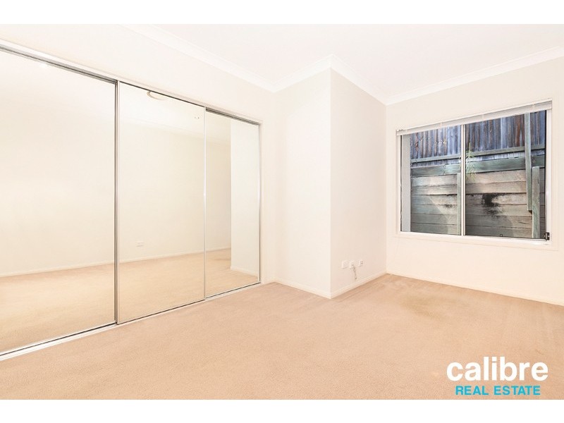 17 Highland Drive, Seventeen Mile Rocks QLD 4073
