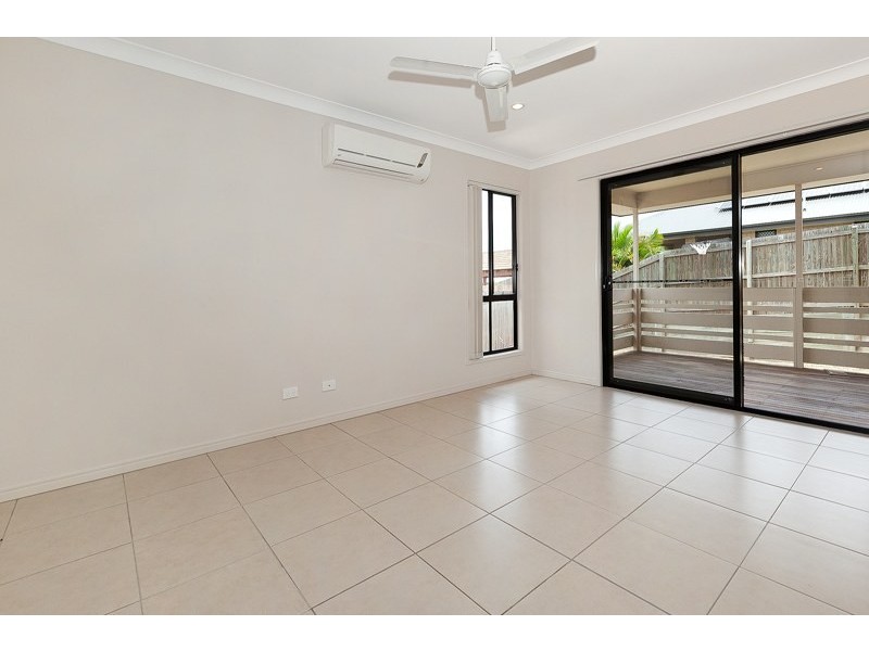 26 Carnarvon Avenue, Springfield Lakes QLD 4300