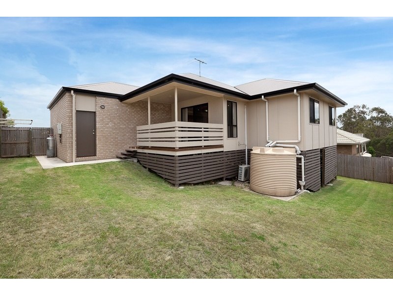 26 Carnarvon Avenue, Springfield Lakes QLD 4300