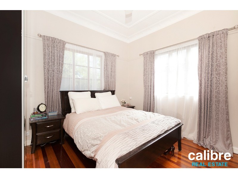 84 Jubilee Terrace, Bardon QLD 4065