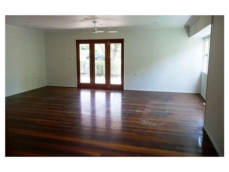 63 Stephenson Street, Oxley QLD 4075