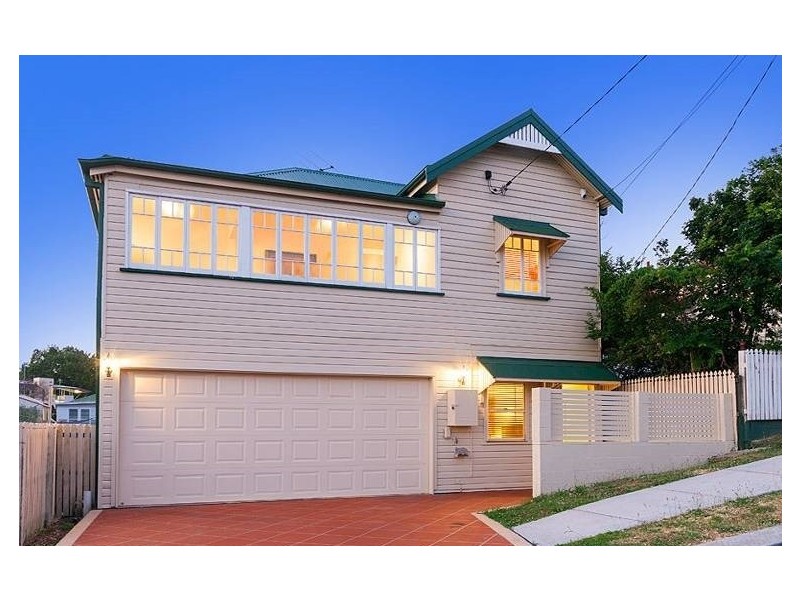 33 Lucy Street, Milton QLD 4064
