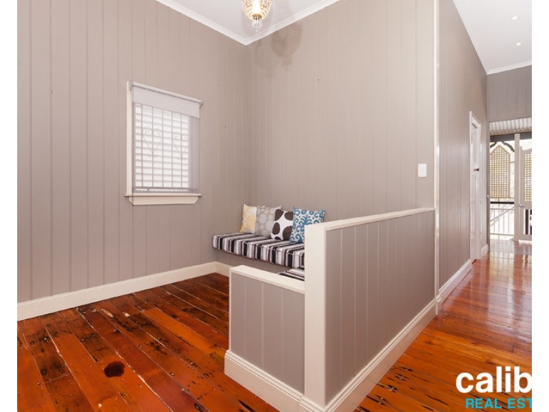 21 Dean Street, Red Hill QLD 4059