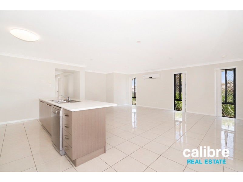 24 Kakadu Court, North Lakes QLD 4509