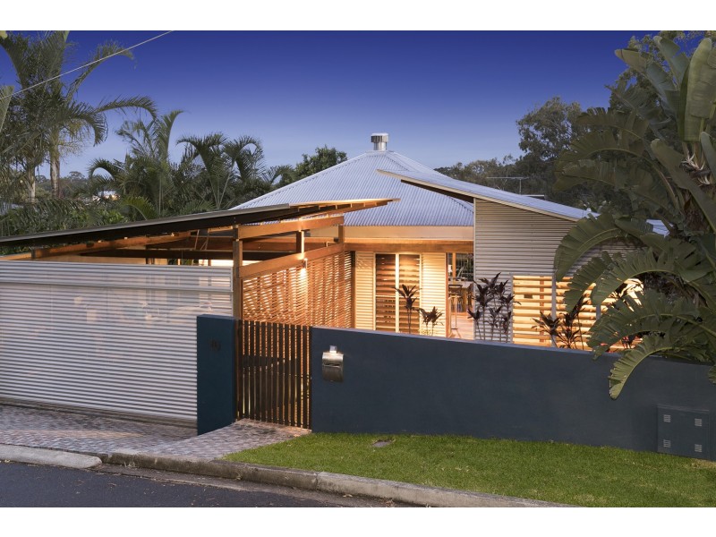 10 Vista Street, Bardon QLD 4065