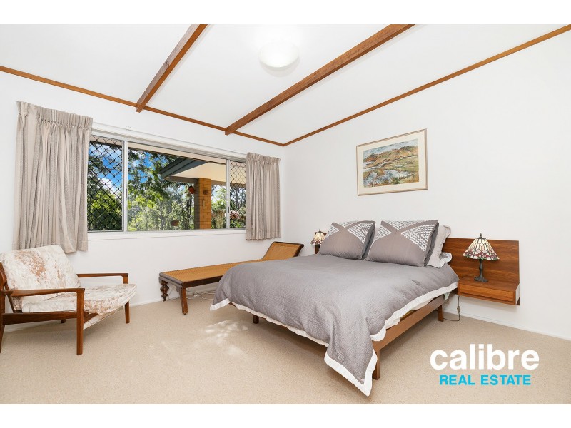 2 Sugars Road, Bellbowrie QLD 4070