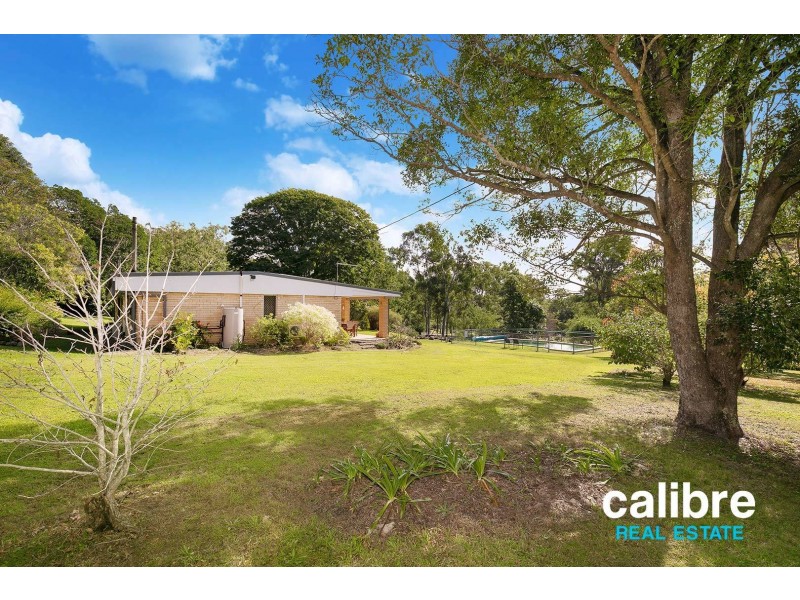 2 Sugars Road, Bellbowrie QLD 4070