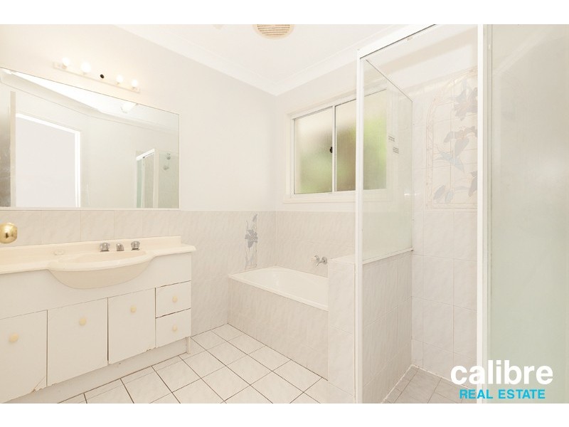 35 Gleneagles Crescent, Albany Creek QLD 4035