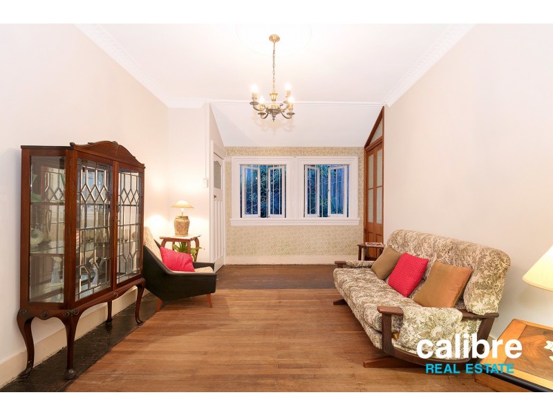 8 Vale Street, Kelvin Grove QLD 4059