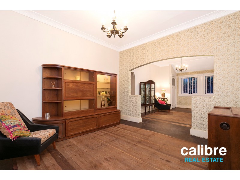 8 Vale Street, Kelvin Grove QLD 4059