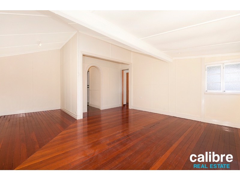 13 York Parade, Spring Hill QLD 4000