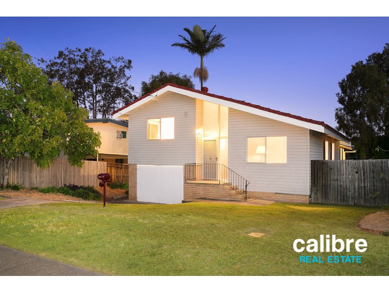 57 Illuta Avenue, Ferny Hills QLD 4055
