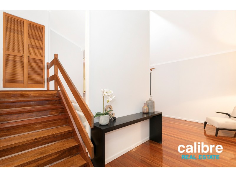 57 Illuta Avenue, Ferny Hills QLD 4055