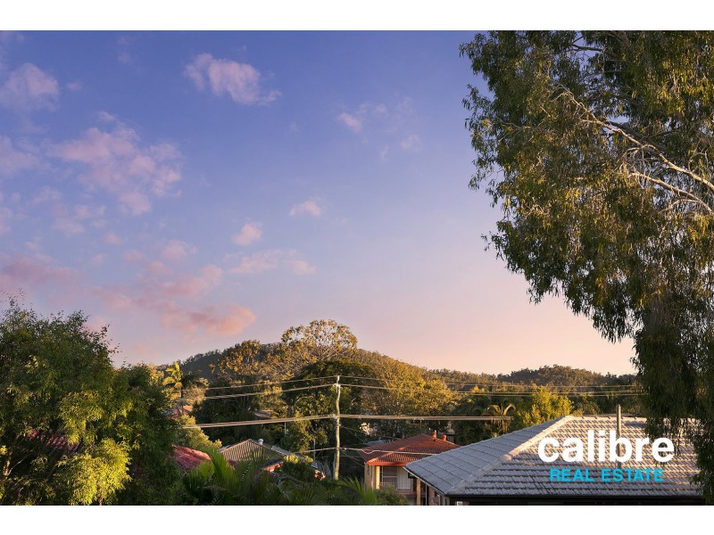 57 Illuta Avenue, Ferny Hills QLD 4055