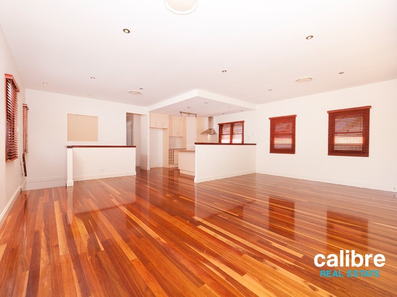 39 Gaunt Street, Newmarket QLD 4051