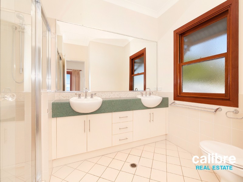 39 Gaunt Street, Newmarket QLD 4051