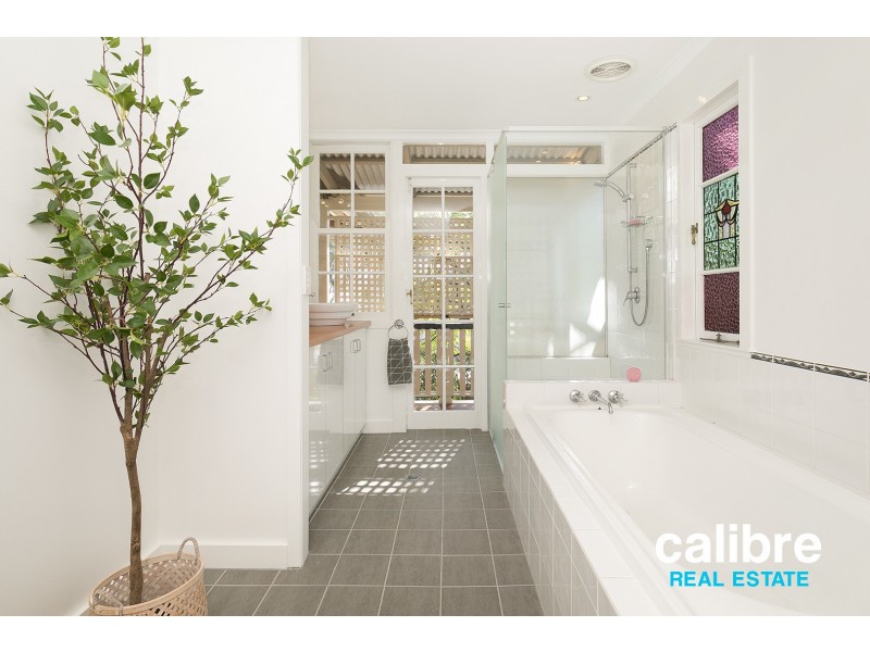 33 Dover Street, Red Hill QLD 4059