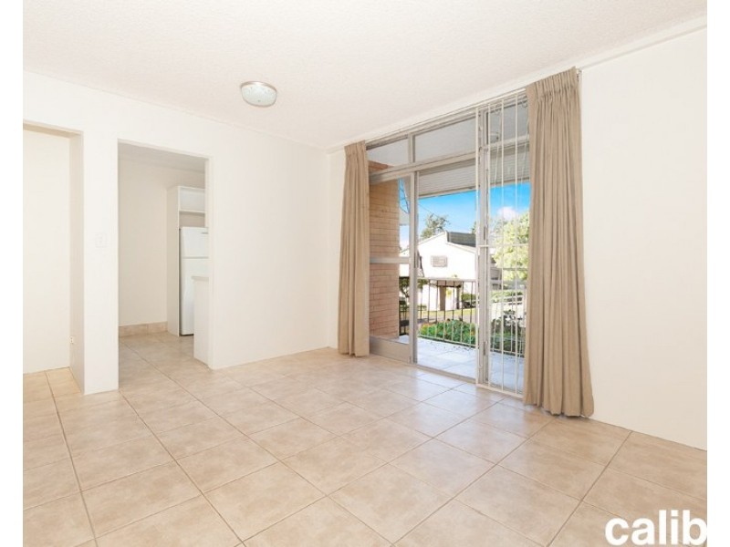 2/57 Brisbane Street, St Lucia QLD 4067
