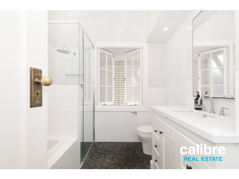 25 Oleander Drive, Ashgrove QLD 4060