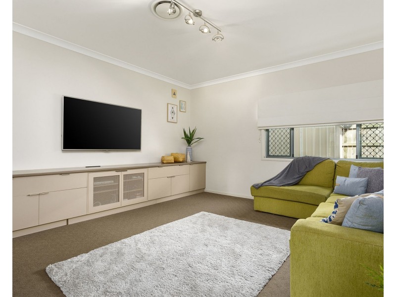 30 Ironbark Circuit, Everton Hills QLD 4053