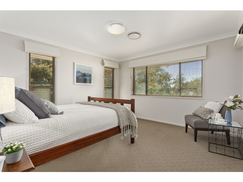 30 Ironbark Circuit, Everton Hills QLD 4053