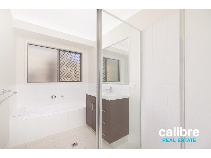 92 Daydream Crescent, Springfield Lakes QLD 4300