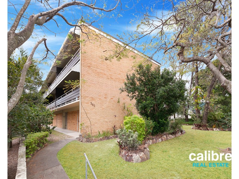 8/562 Logan Road, Greenslopes QLD 4120