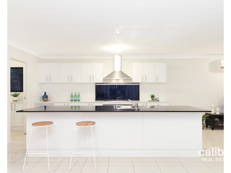 70 Ardoyne Road, Corinda QLD 4075