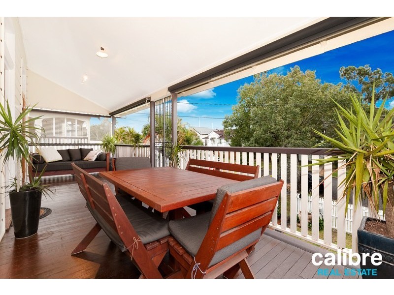 18 Newbery Street, Newmarket QLD 4051