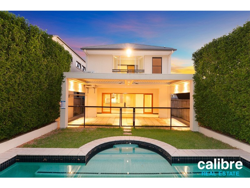 12 Milne Street, Clayfield QLD 4011