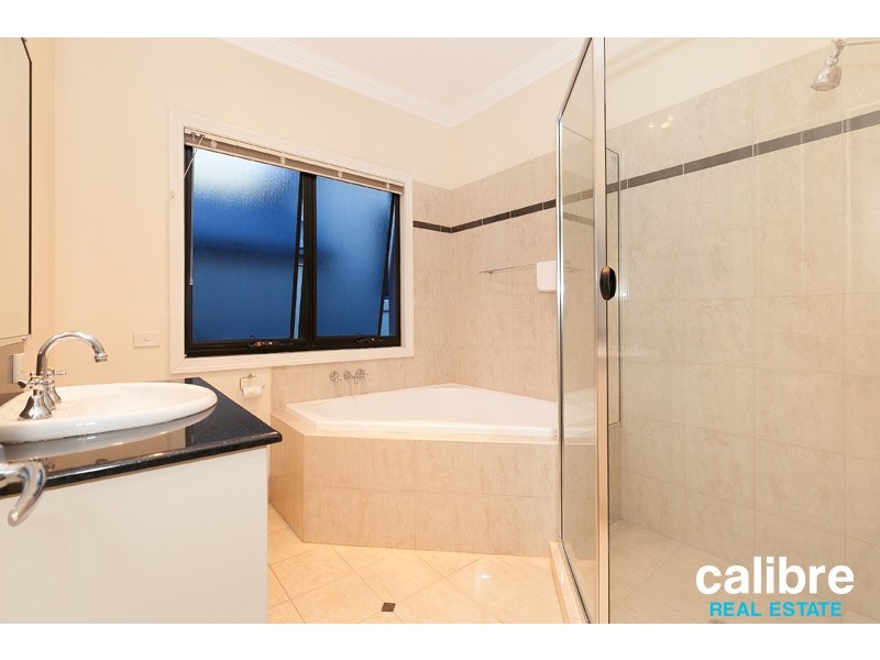 12 Milne Street, Clayfield QLD 4011