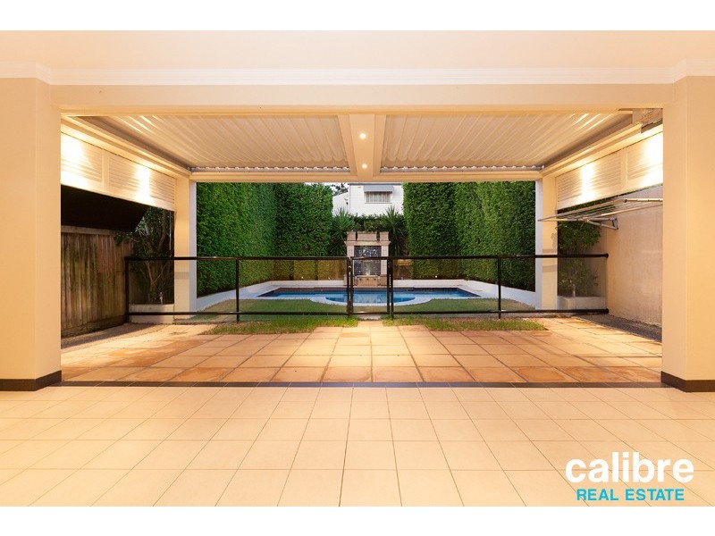 12 Milne Street, Clayfield QLD 4011