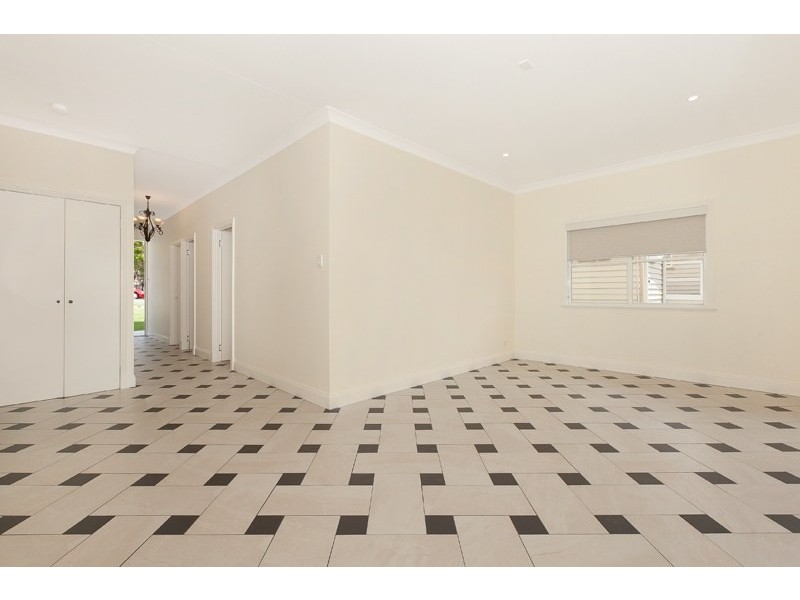 92 Beaconsfield Terrace, Gordon Park QLD 4031