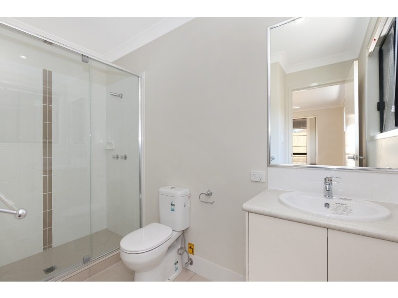 29 Hallvard Crescent, Augustine Heights QLD 4300