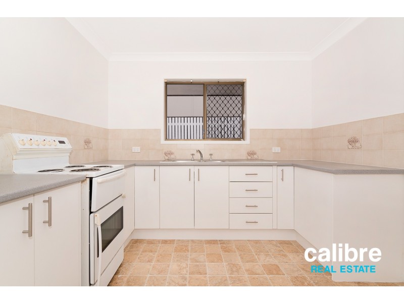 22 Landsdowne Street, Coorparoo QLD 4151