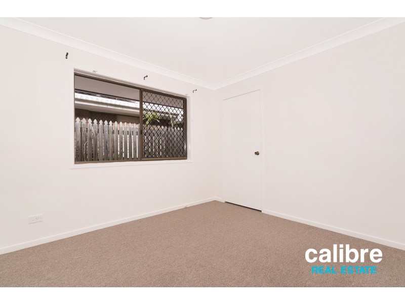 22 Landsdowne Street, Coorparoo QLD 4151