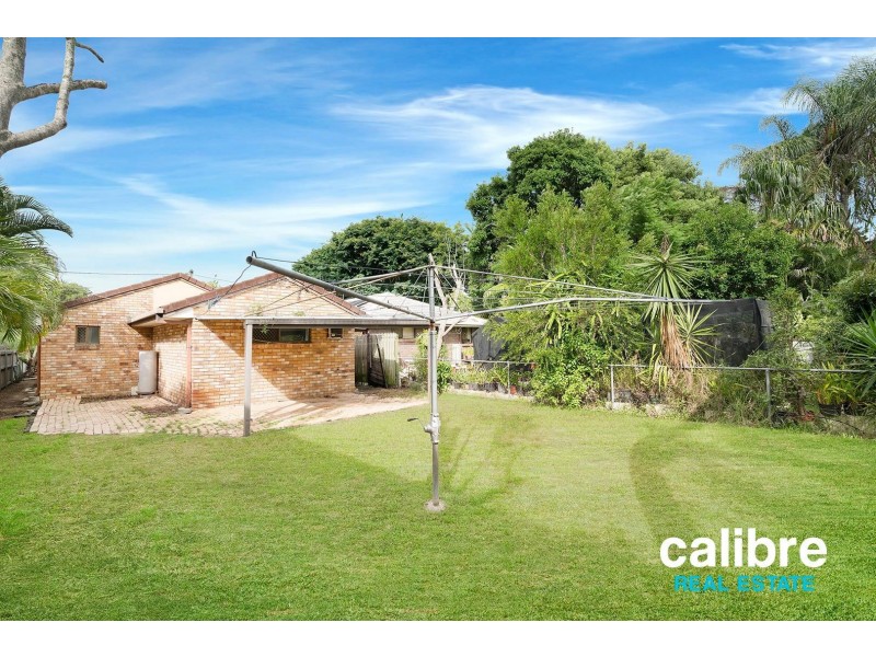 22 Landsdowne Street, Coorparoo QLD 4151