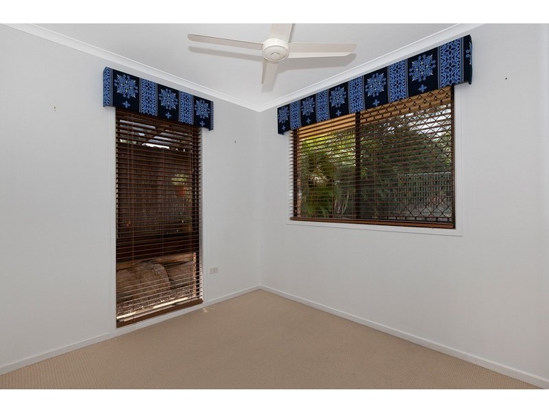 11 Acacia Place, Camira QLD 4300