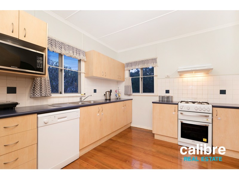 14 Hexham Street, Tarragindi QLD 4121