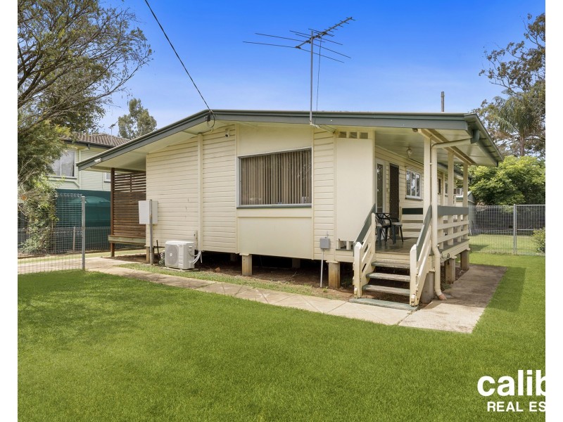 32 Kent Street, Kallangur QLD 4503