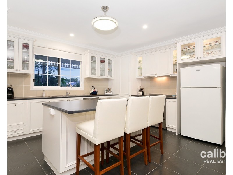 32 Springbrook Place, Moggill QLD 4070