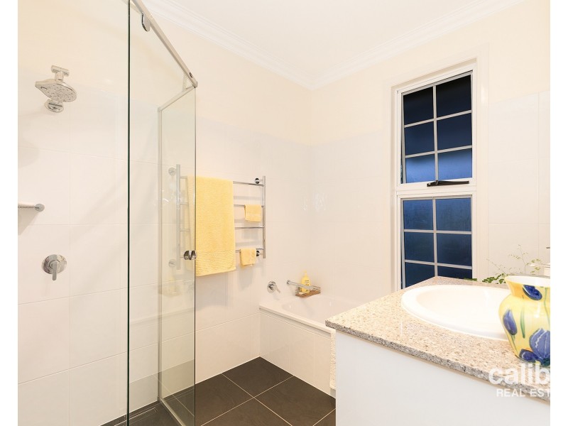 32 Springbrook Place, Moggill QLD 4070