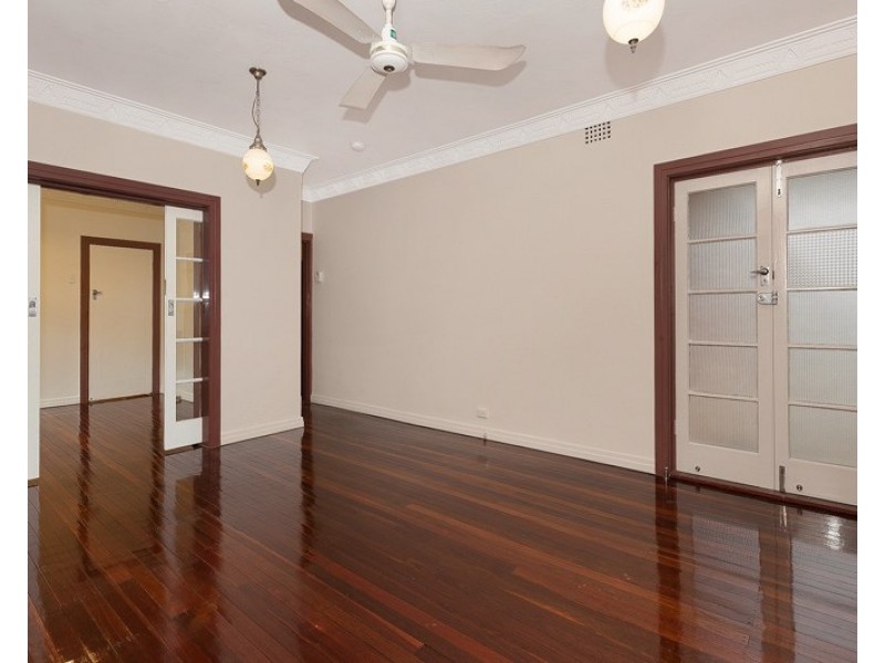 93 Cunningham Street, Taringa QLD 4068