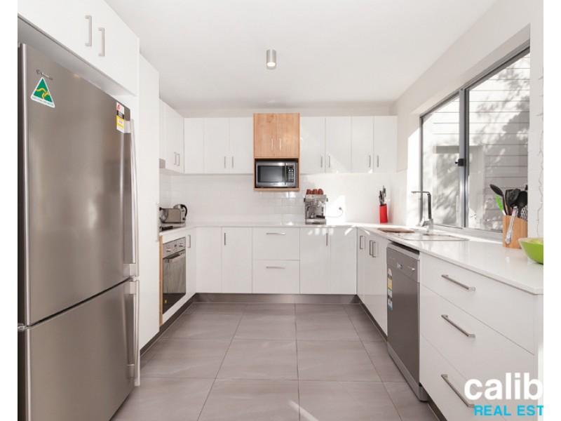 5/1 Jacaranda Lane, Red Hill QLD 4059