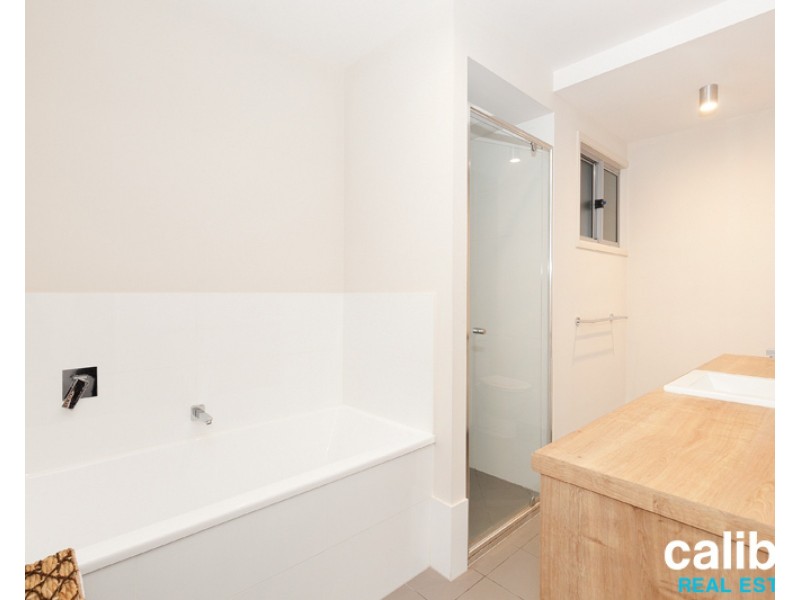 5/1 Jacaranda Lane, Red Hill QLD 4059