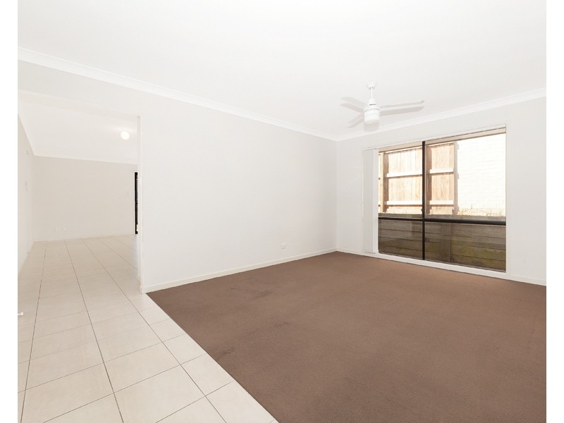 10 Barrington Street, Springfield Lakes QLD 4300