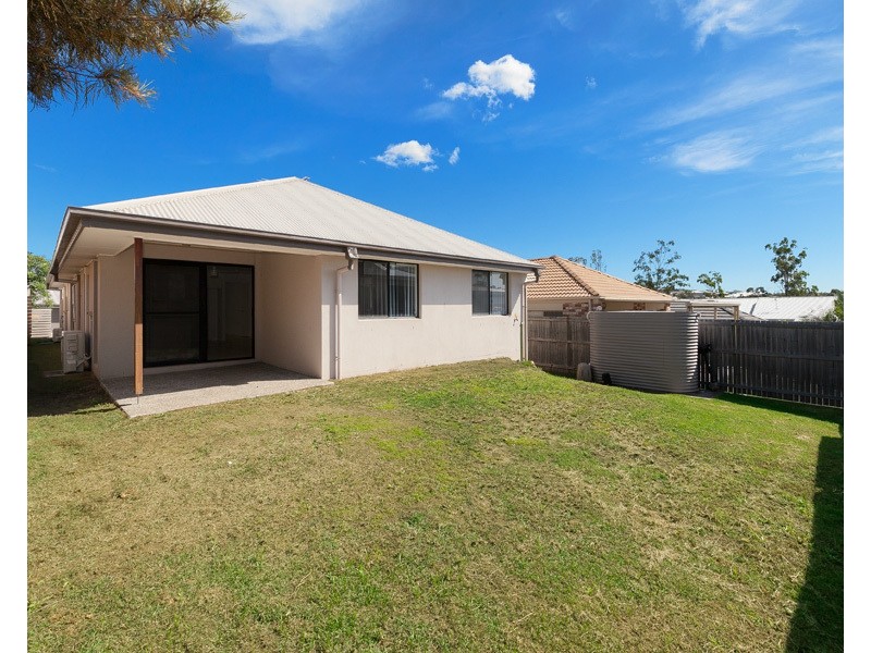 10 Barrington Street, Springfield Lakes QLD 4300