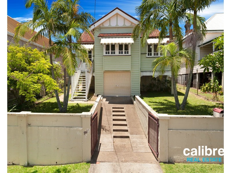 8 Rialto Street, Coorparoo QLD 4151